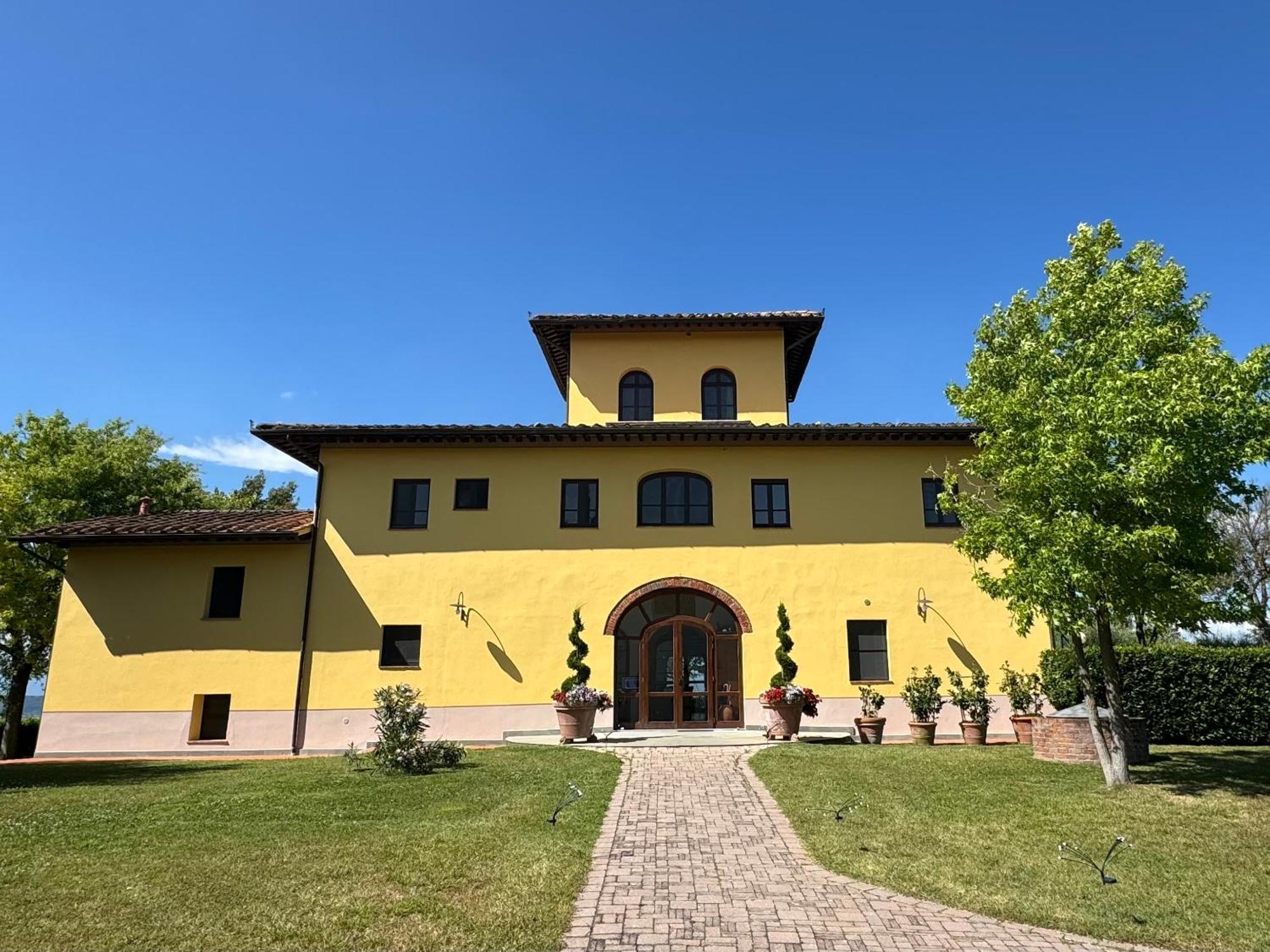 Agriturismo Cascina Cipressa San Romano  Extérieur photo