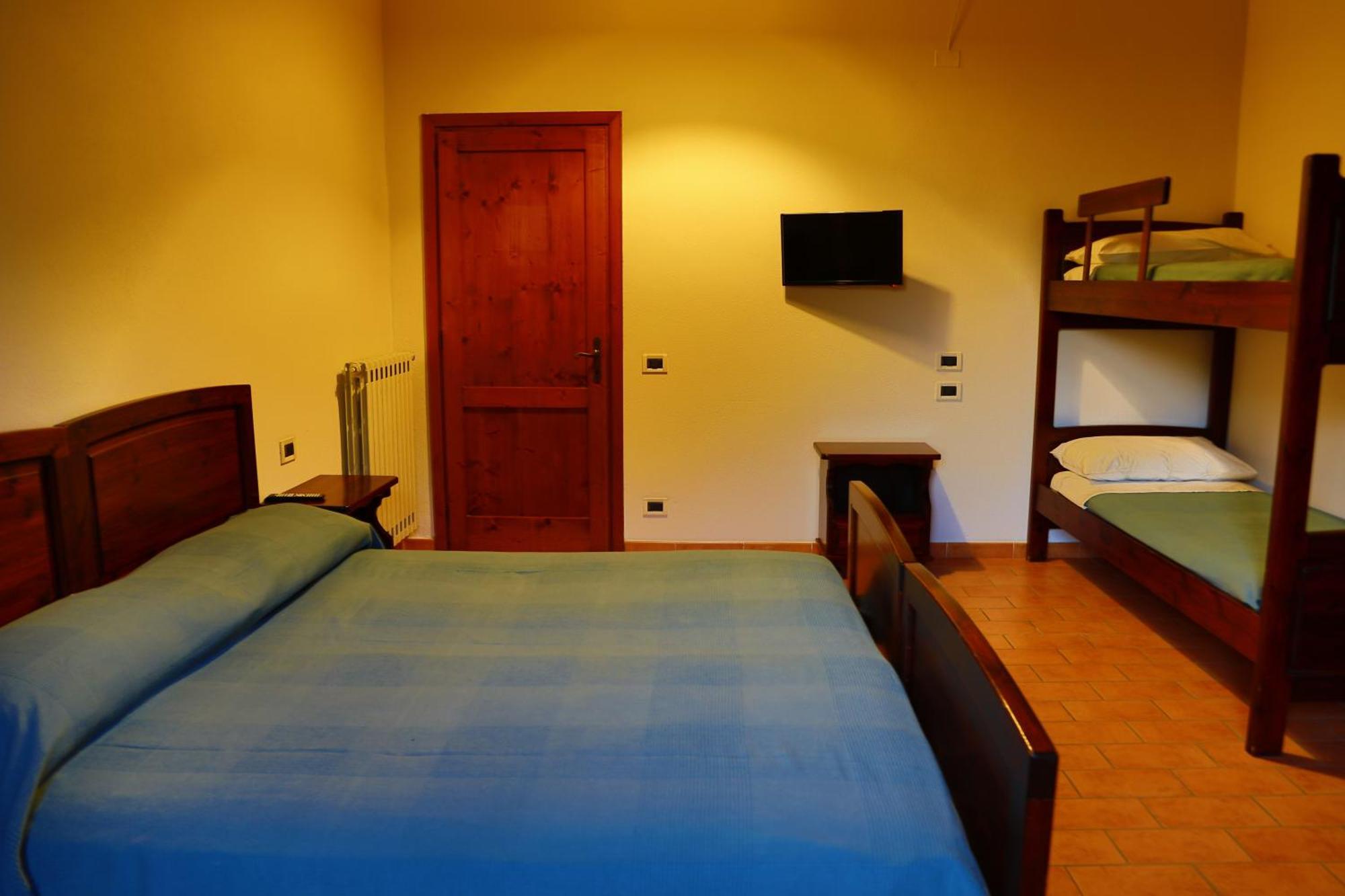 Agriturismo Cascina Cipressa San Romano  Extérieur photo